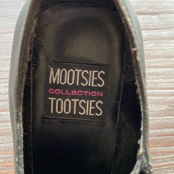 Mootsies Tootsies collection black square toed booties in size 7. - Picture 9 of 9